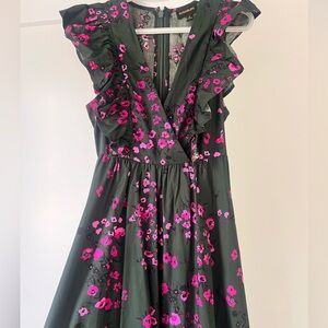 Women’s green midi floral dress size s